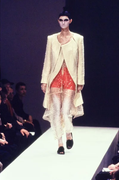 Look 15